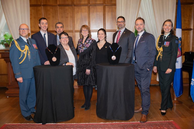 20250403 dévoilement médaille première nation et inuit (1)