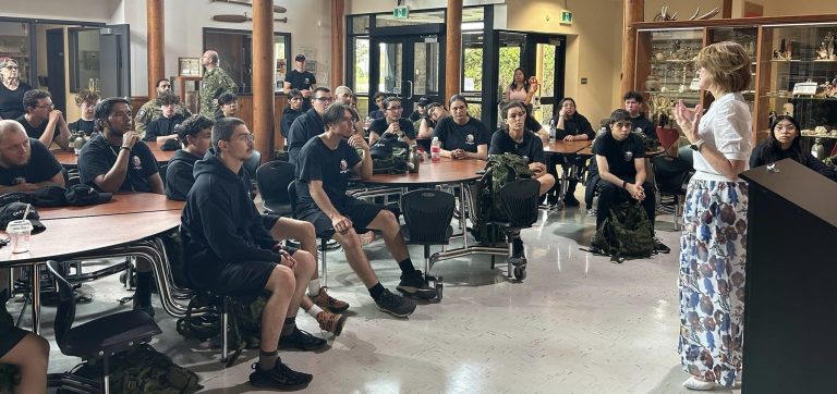 Échanges avec les participants au Programme Carcajou (27 juillet 2024)