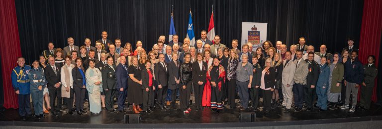 20250218 cérémonie médaille couronnement université laval (128)